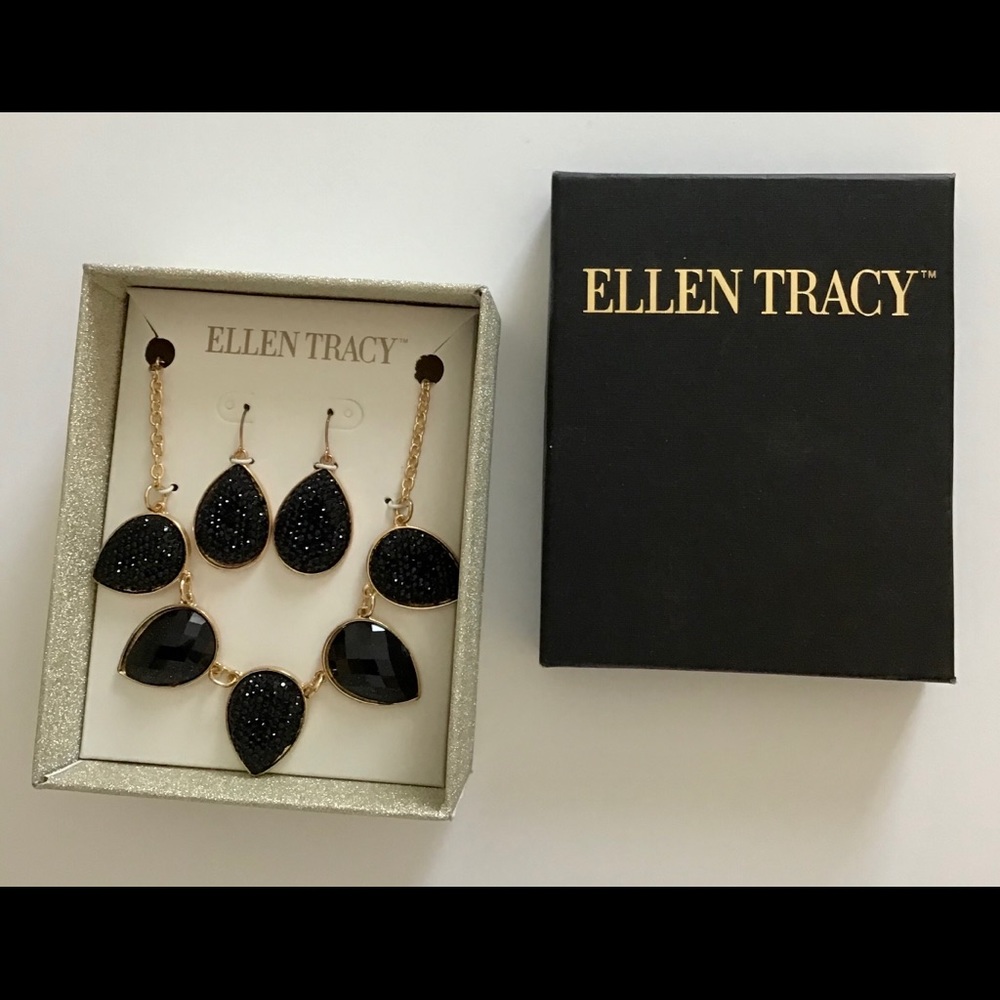 Ellen Tracy necklace and earrings set